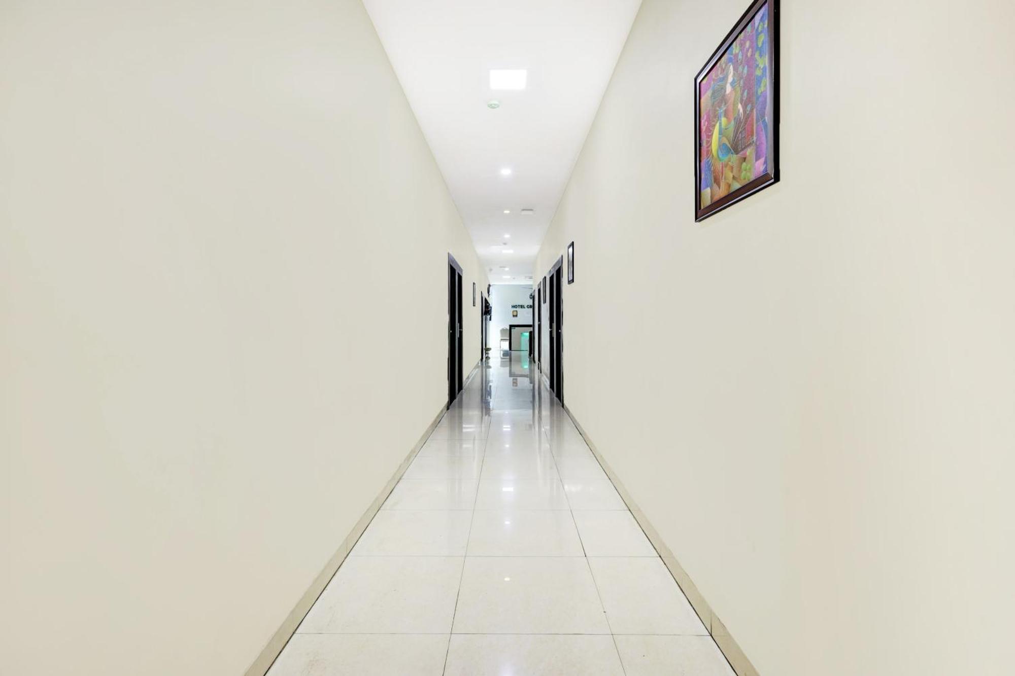 Super Collection O Dabagardens Near Beach Road Visakhapatnam Exterior foto